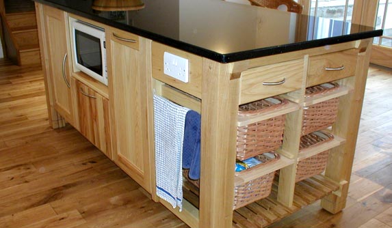 Kitchen accessories and details